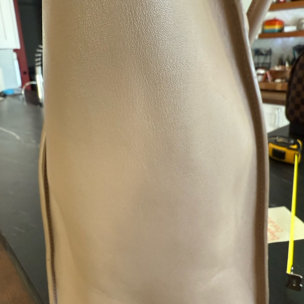 Celine Luggage Tote - Picture 4 of 11